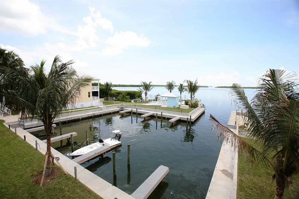 Islander Bayside