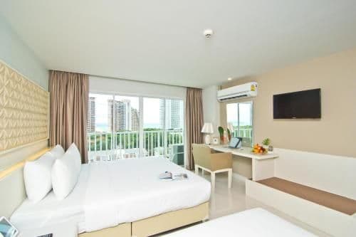 Deluxe Double or Twin Room