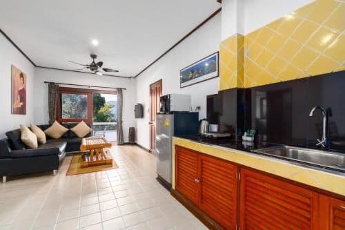 Two-Bedroom Apartment with Lake View