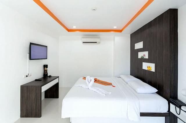 APARTMENT ONE BEDROOM