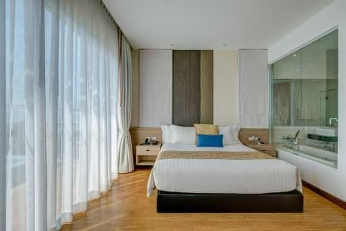 Deluxe Two Bedrooms Pool Suite with Ocean View