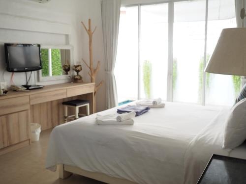 คอสต้า วิลเลจ พัทยา (Costa Village Pool Villa)0