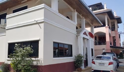 Five-Bedroom Villa