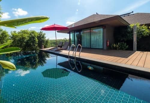 VILLA WITH PRIVATE POOL