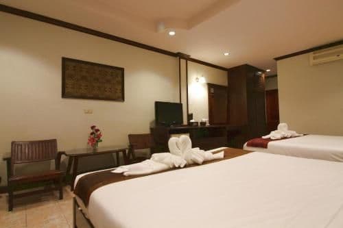 Twin Room with View