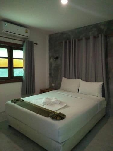 Large Double or Twin Room