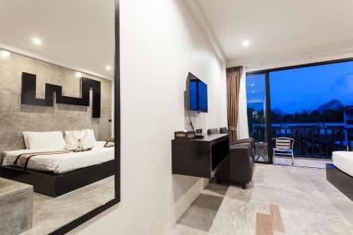 Superior Double or Twin Room with Pool View
