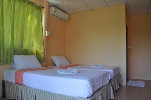 Standard Twin Room with Sea View