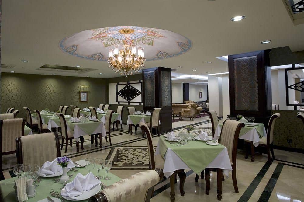 Maywood Hotel Maywood Hotel