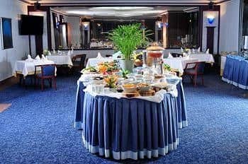 Class Hotel Class Hotel