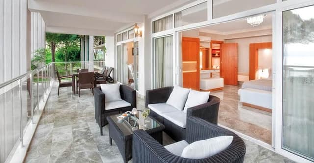 SUITE SEA VIEW