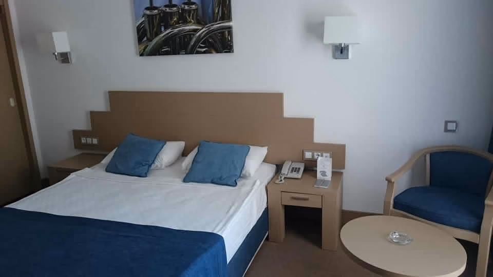 Larissa Vista Hotel2