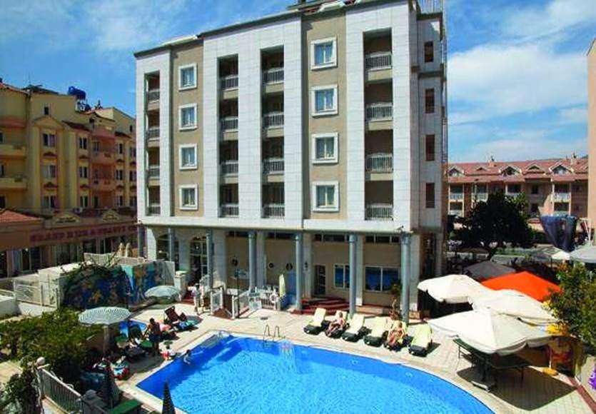Almena Hotel4