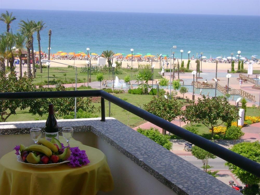 Kleopatra Carina Hotel3