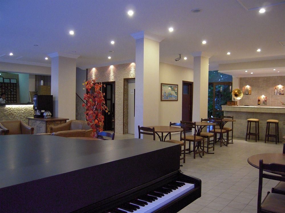 Kleopatra Carina Hotel1