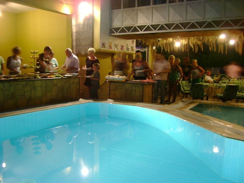 Kleopatra Carina Hotel2
