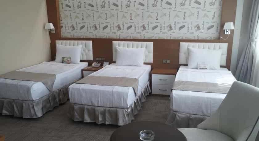 Yol Is Holiday Hotel
