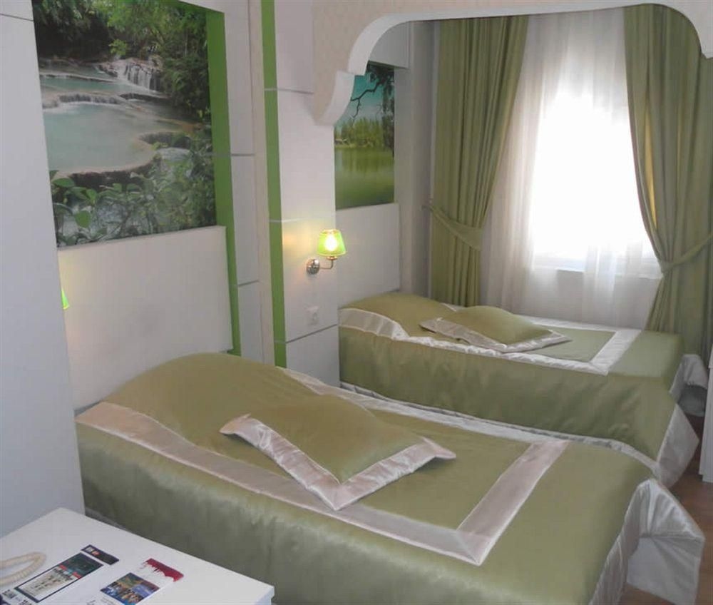 Hotel La White1