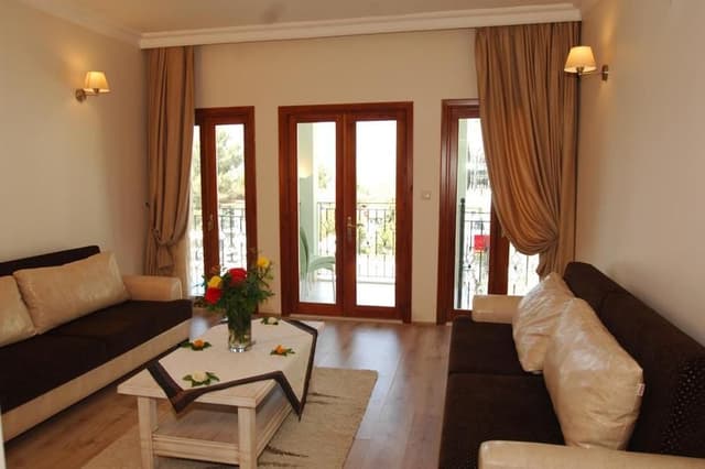 FAMILY ROOM DELUXE