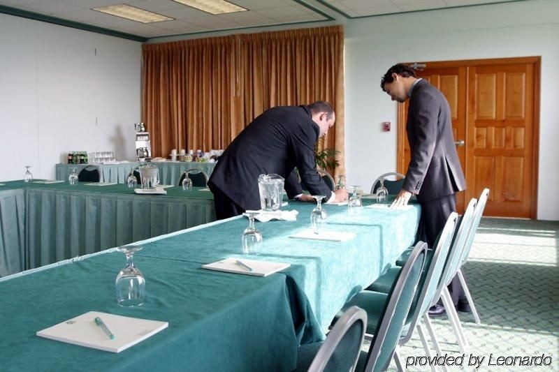 Cara Suites Hotel and Conference Centre1