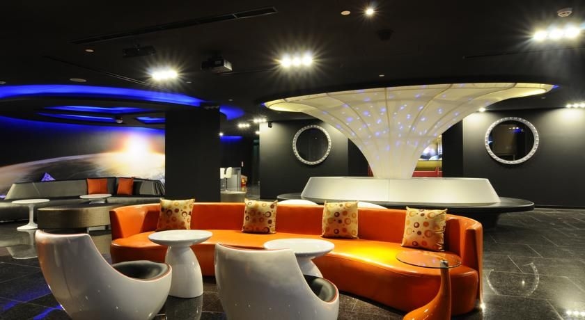สเปซ อินน์ (Space Inn)2