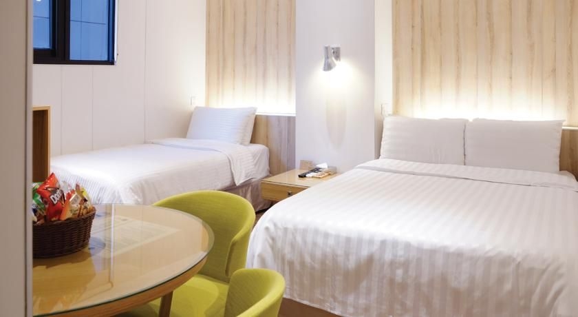 โรงแรมรีแล็กซ์ 2 (Hotel Relax II)3