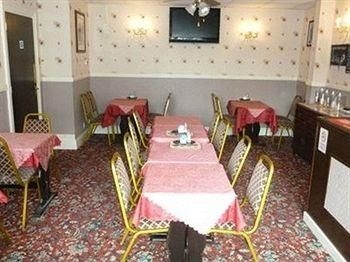 The Melrose Hotel2