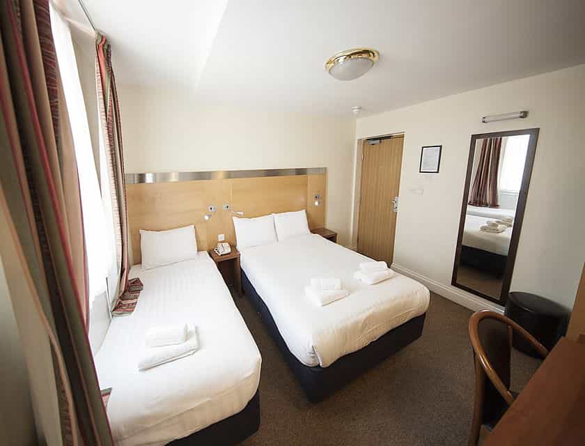 BELGRAVE HOTEL BELGRAVE HOTEL