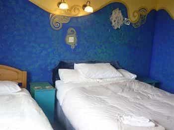 Six Willows Bed and Breakfast Six Willows Bed and Breakfast