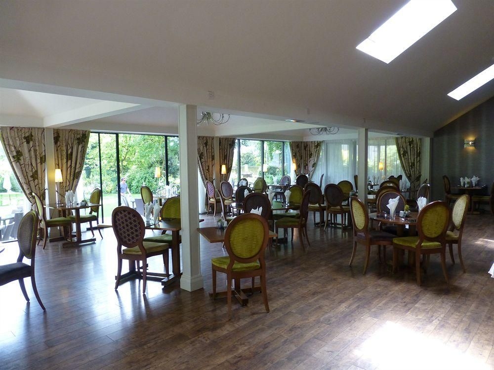 โรงแรมเดอะ ริเวอร์ไซด์ เฮาส์ (The Riverside House Hotel)4