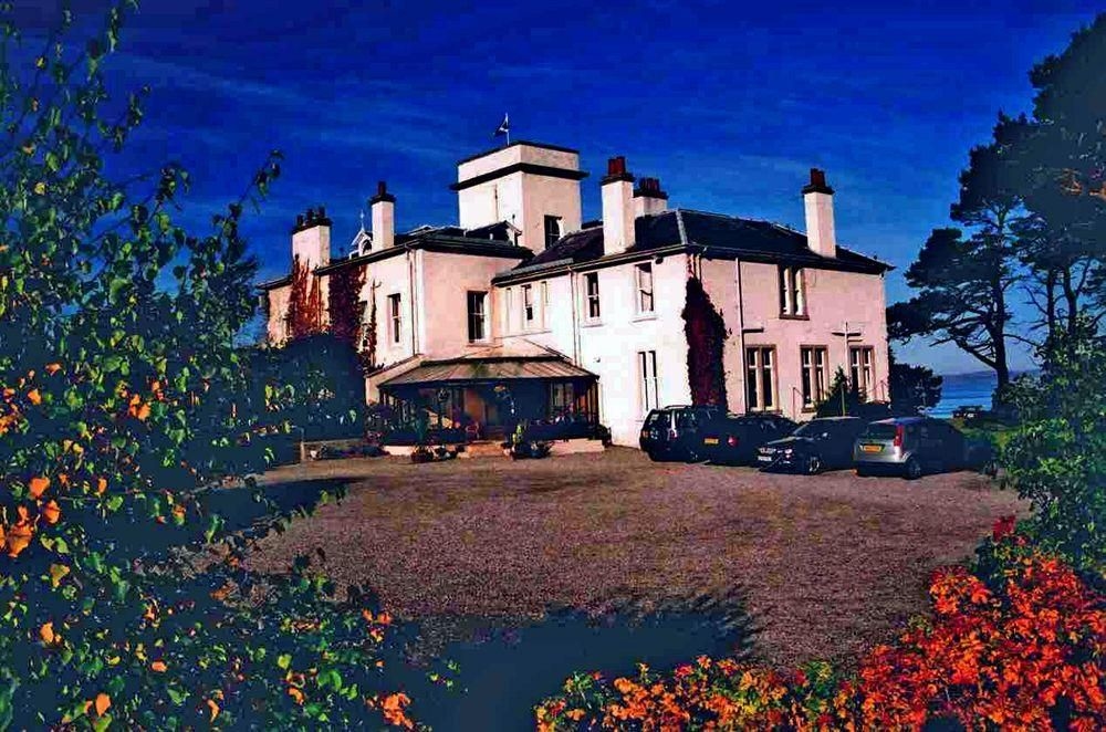 Invernairne Guest House2