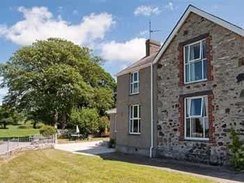 Dinas Farm Dinas Farm