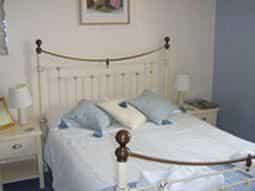 River House - Guest House