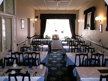 West Vale Hotel3