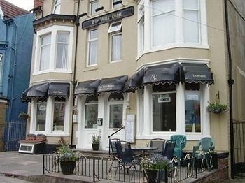 The Villa Hotel3