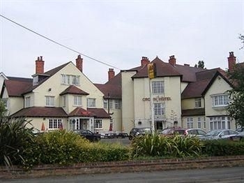 Crown Hotel4