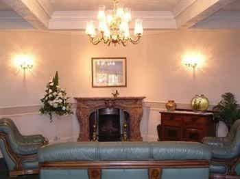 Crown Hotel Crown Hotel