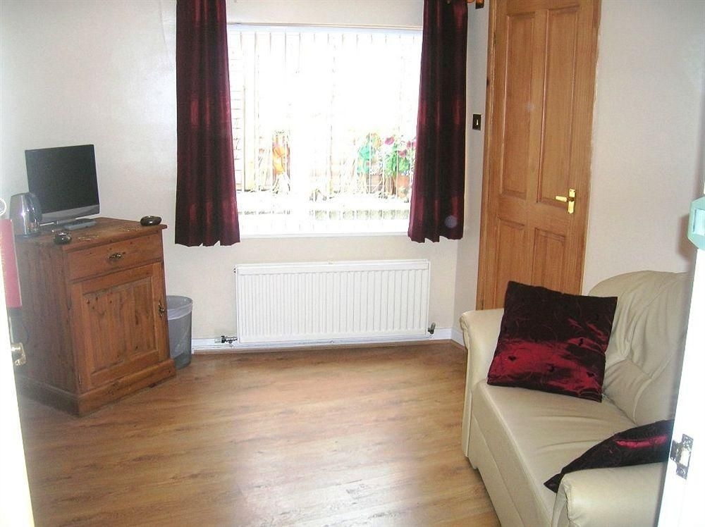 Rockliffe House3