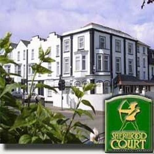 Langham Court0