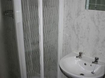 Netherton House Guest House4