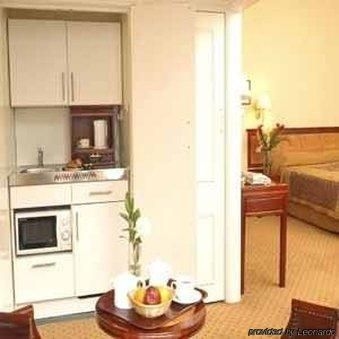 BUCKINGHAM HOTEL0