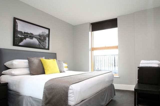 APARTMENT CAPACITY 8 TWO BEDROOMS
