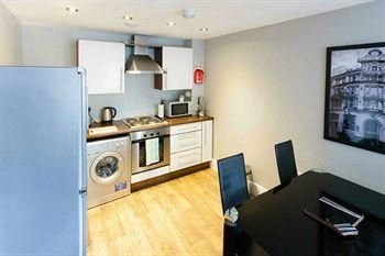 The City Warehouse Apartment Hotel3