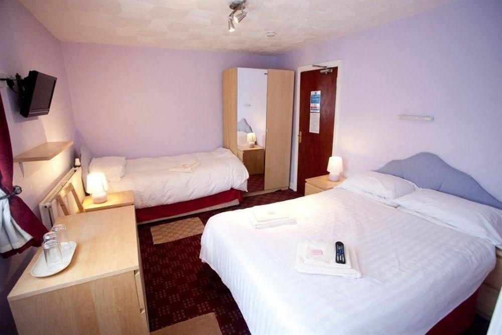Hawthorn Hotel4