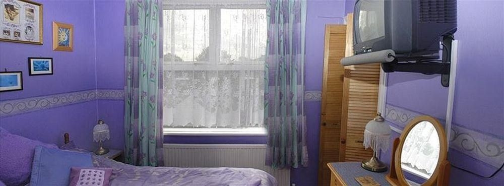 Dewolf Guest House2
