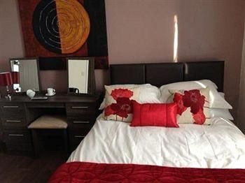 Y Castell Hotel1