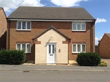 Deremede Court3