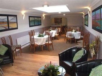 Grimscote Manor Hotel0