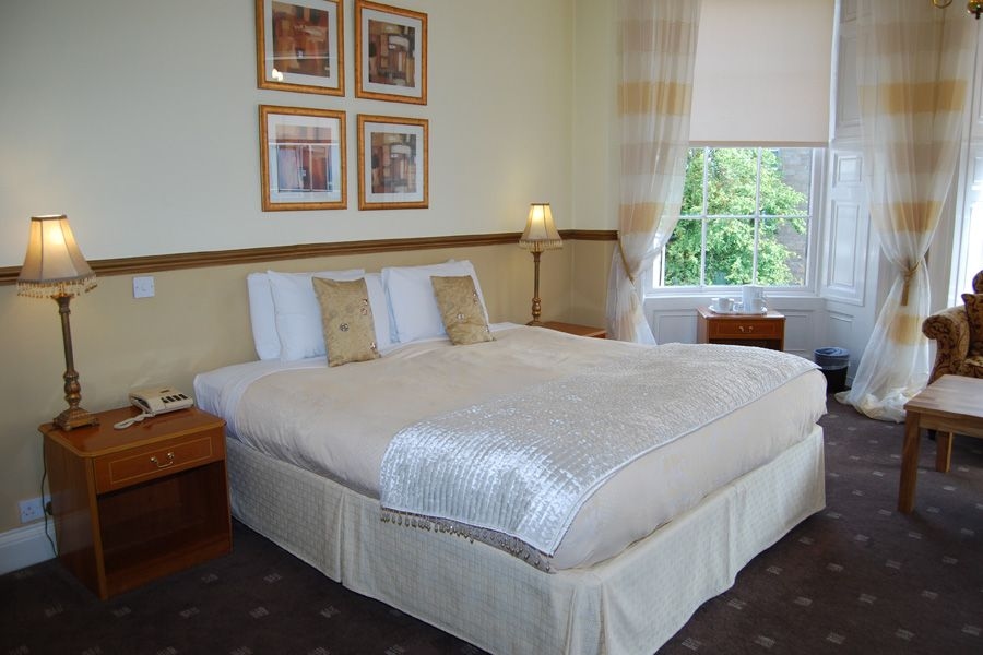 Tontine Hotel3