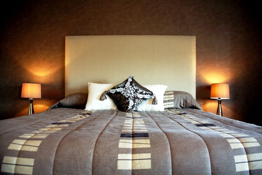 Tontine Hotel1